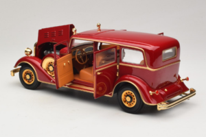 Cadillac Deluxe Tudor Limousine di Stato Puyi Ultimo Imperatore della Cina Sun Star 1:18 4100 Pressofusione — immagine 5 di 9