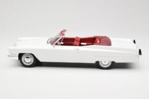 Cadillac DeVille Cabriolet Bianco KK-Scale 1:18 KKDC180313 Pressofusione — immagine 3 di 6