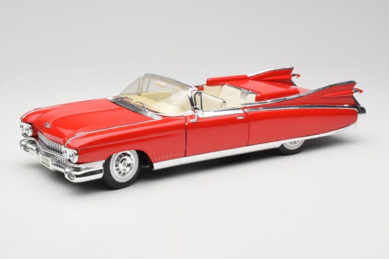 Cadillac Eldorado Biarritz Bolero Red Maisto 1:18 31813 Pressofusione