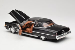 Cadillac Eldorado Nero Anson 1:18 30357 Pressofusione — immagine 5 di 8