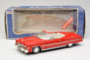 Cadillac Eldorado Cabriolet Rosso Anson 1:18 30387 Pressofusione — immagine 8 di 8