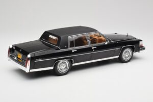 Cadillac Fleetwood Brougham Nero MCG 1:18 MCG18250 Pressofusione — immagine 2 di 6