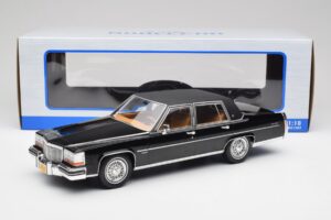 Cadillac Fleetwood Brougham Nero MCG 1:18 MCG18250 Pressofusione — immagine 6 di 6