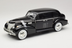 Cadillac Fleetwood Series 75 The Godfather Jada 1:18 91199 Pressofusione