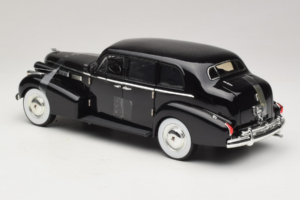 Cadillac Fleetwood Series 75 The Godfather Jada 1:18 91199 Pressofusione — immagine 5 di 6