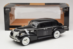 Cadillac Fleetwood Series 75 The Godfather Jada 1:18 91199 Pressofusione — immagine 6 di 6