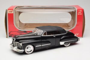 Cadillac Series 62 Nero Anson 1:18 30345 Pressofusione — immagine 8 di 8