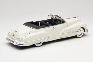 Cadillac Series 62 Cabriolet Bianco Anson 1:18 30335 Pressofusione — immagine 3 di 8