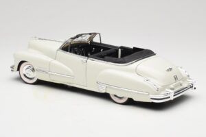 Cadillac Series 62 Cabriolet Bianco Anson 1:18 30335 Pressofusione — immagine 7 di 8