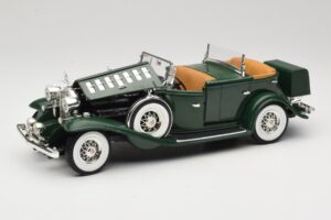 Cadillac Sport Phaeton Verde Anson 1:18 30383 Pressofusione — immagine 2 di 9