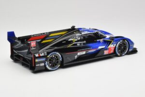Cadillac V-Series.R LMDh #2 E. Bamber / A. Lynn / R. Westbrook Chip Ganassi Racing 24 Hours of Le Mans 2023 TopSpeed 1:18 TS0 — immagine 2 di 5