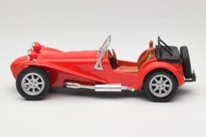 Caterham Super Seven Series 3 Rosso Anson 1:18 30317-W Pressofusione — immagine 4 di 8