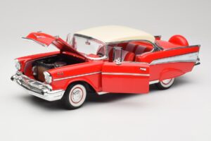 Chevrolet Bel Air Matador Rosso & India Avorio Road Legends 1:18 92109 Pressofusione — immagine 2 di 8