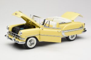 Chevrolet Bel Air Cabriolet Giallo Sun Star 1:18 1712 Pressofusione — immagine 2 di 8