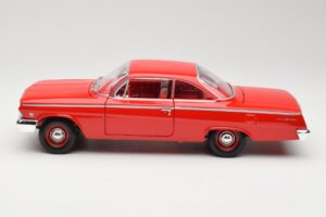 Chevrolet Bel Air Rosso Maisto 1:18 31641 Pressofusione — immagine 4 di 8
