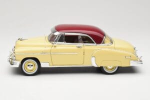 Chevrolet Bel Air Giallo & Rosso Motormax 1:18 73111 Pressofusione — immagine 4 di 8