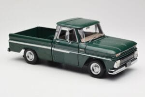 Chevrolet C-10 Verde Sun Star 1:18 1360 Pressofusione — immagine 6 di 8