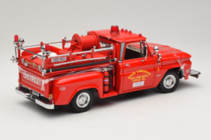 Chevrolet C-20 Fire Truck Sun Star 1:18 1383 Pressofusione — immagine 2 di 6