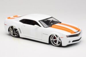 Chevrolet Camaro Concept Tuned Bianco Jada 1:18 63014 Pressofusione — immagine 6 di 8