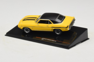 Chevrolet Camaro Yenko SYC Giallo IXO 1:43 CLC591N Pressofusione — immagine 3 di 4