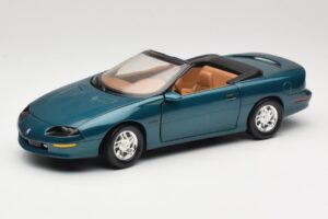 Chevrolet Camaro Z28 Cabriolet Verde American Muscle 1:18 7231D0 Pressofusione