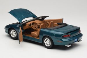 Chevrolet Camaro Z28 Cabriolet Verde American Muscle 1:18 7231D0 Pressofusione — immagine 5 di 8