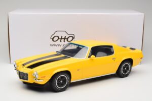 Chevrolet Camaro Z28 RS Daytona Yellow Otto 1:12 G085 Resina — immagine 6 di 6