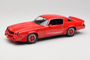 Chevrolet Camaro Z28 Yenko Turbo Z Rosso GreenLight 1:18 12999 Pressofusione
