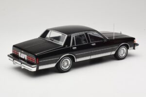 Chevrolet Caprice Nero MCG 1:18 MCG18113 Pressofusione — immagine 2 di 6