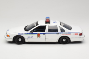 Chevrolet Caprice Canada Polizia UT Models 1:18 21023 Pressofusione — immagine 4 di 8
