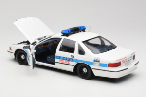 Chevrolet Caprice Chicago Polizia UT Models 1:18 180142096 Pressofusione — immagine 5 di 8