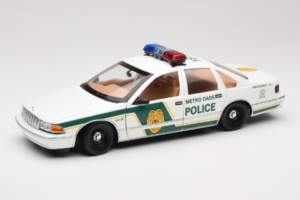 Chevrolet Caprice Metro Dade Polizia UT Models 1:18 21024 Pressofusione