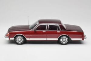 Chevrolet Caprice Rosso Metallizzato MCG 1:18 MCG18361 Pressofusione — immagine 3 di 6