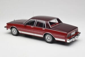 Chevrolet Caprice Rosso Metallizzato MCG 1:18 MCG18361 Pressofusione — immagine 5 di 6