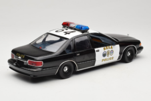 Chevrolet Caprice California Polizia UT Models 1:18 180142098 Pressofusione — immagine 3 di 8