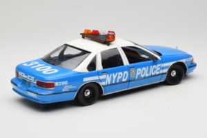 Chevrolet Caprice New York Polizia UT Models 1:18 180142097 Pressofusione — immagine 3 di 8