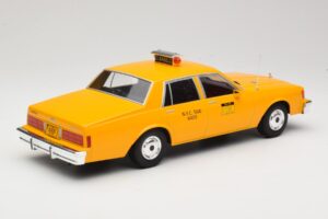 Chevrolet Caprice Giallo Taxi MCG 1:18 MCG18038 Pressofusione — immagine 2 di 6