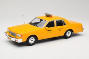 Chevrolet Caprice Giallo Taxi MCG 1:18 MCG18038 Pressofusione