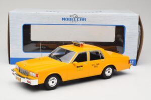 Chevrolet Caprice Giallo Taxi MCG 1:18 MCG18038 Pressofusione — immagine 6 di 6