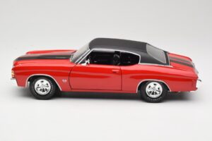 Chevrolet Chevelle SS 454 Rosso Maisto 1:18 531892 Pressofusione — immagine 4 di 8