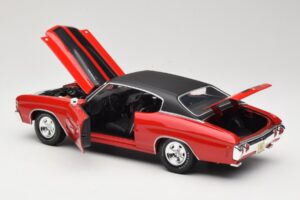 Chevrolet Chevelle SS 454 Rosso Maisto 1:18 531892 Pressofusione — immagine 5 di 8