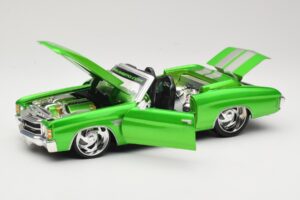 Chevrolet Chevelle SS Cabriolet Verde Maisto 1:18 31099 Pressofusione — immagine 2 di 8