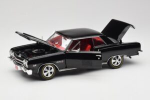 Chevrolet Chevelle Z-16 Nero American Muscle 1:18 AMM1061/06 Pressofusione — immagine 2 di 8