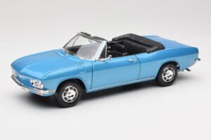 Chevrolet Corvair Monza Cabriolet Blu Road Signature 1:18 92498 Pressofusione