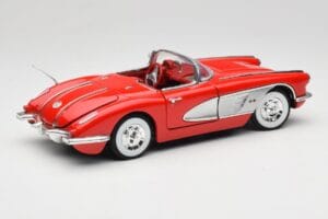 Chevrolet Corvette C1 Rosso Motormax 1:18 73100TC Pressofusione — immagine 3 di 8