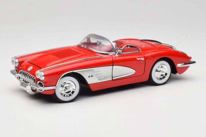 Chevrolet Corvette C1 Rosso Motormax 1:18 73100TC Pressofusione