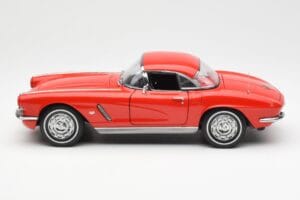 Chevrolet Corvette C1 Cabriolet Roman Rosso AUTOart 1:18 71102 Pressofusione — immagine 4 di 8