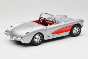 Chevrolet Corvette C1 Argento Bburago 1:18 3034 Pressofusione — immagine 3 di 8