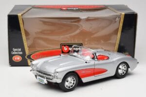 Chevrolet Corvette C1 Argento Bburago 1:18 3034 Pressofusione — immagine 8 di 8