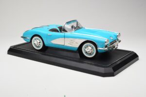 Chevrolet Corvette C1 Hard Top Blu Solido 1:12 1202-M1 Pressofusione — immagine 6 di 8